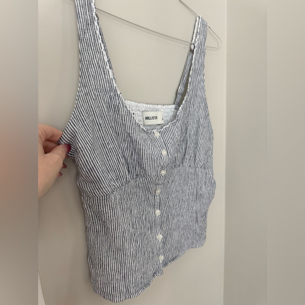 Hollister Tank Top - Picture 4 of 6